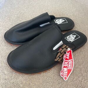 Women’s vans slides